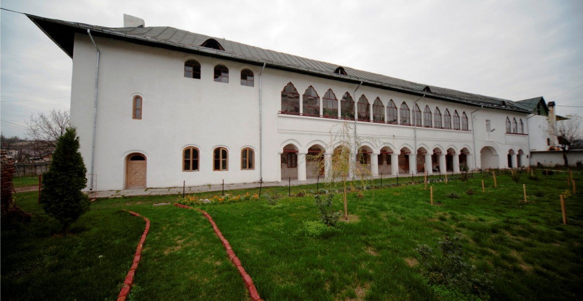 Sfânta Mănăstire Mamu Sfânta Mănăstire Mamu